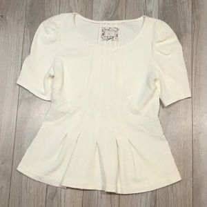 Anthropologie white short sleeve top medium